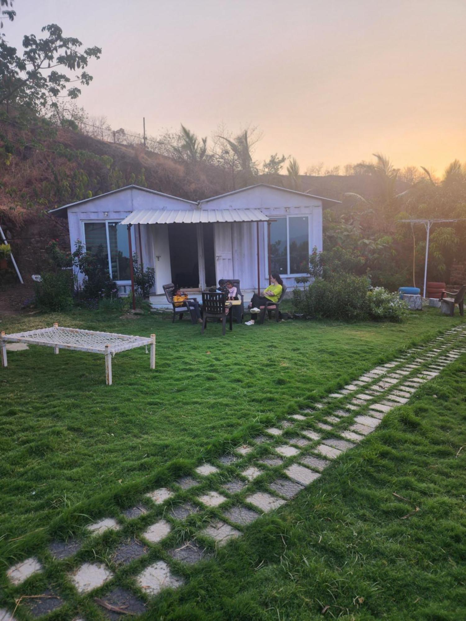 Jandyal Farm House 马尔舍吉加特 外观 照片